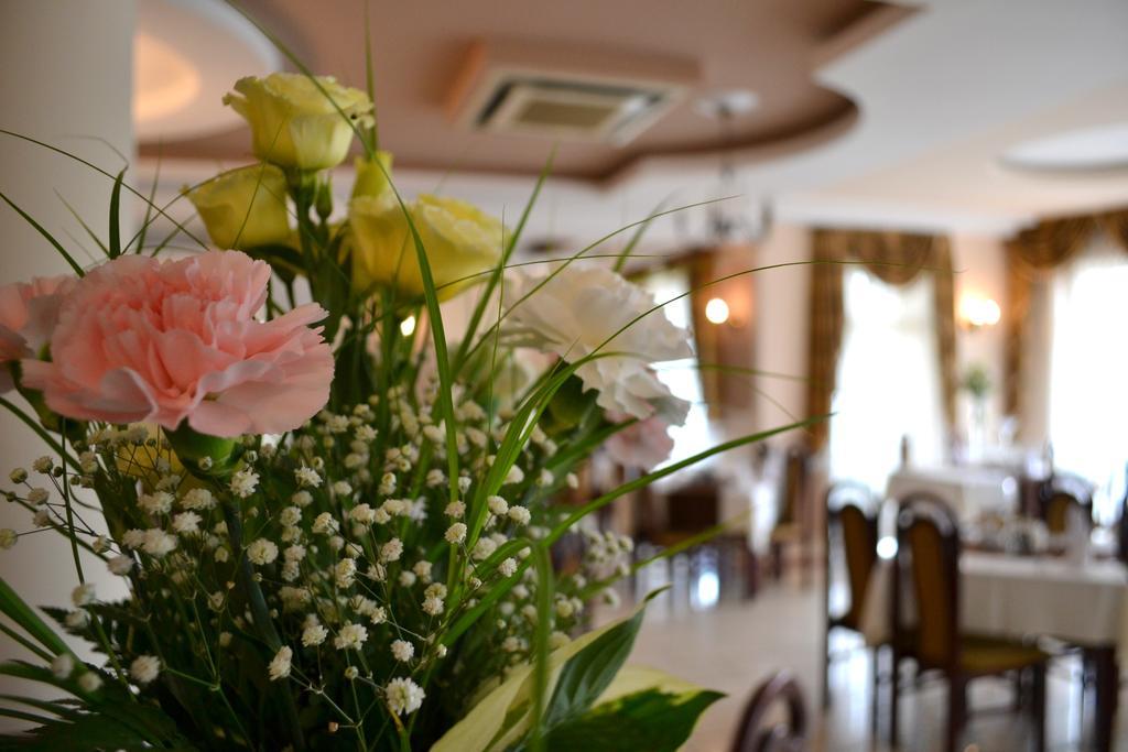 Hotel - Restauracja Koral Величка Экстерьер фото